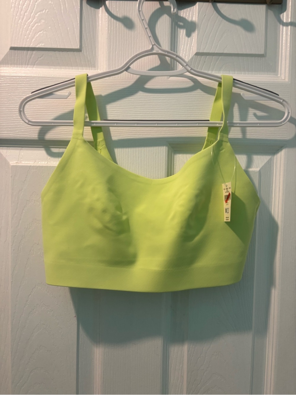 Aerie Real Me Xtra On-the-Go Double V Neon Lime Seamless Sports Bra Top
